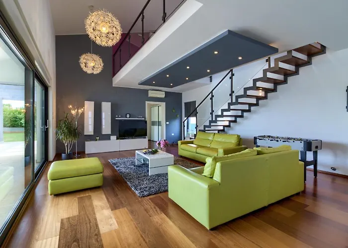 Beautiful Eva With Private Pool Near The *