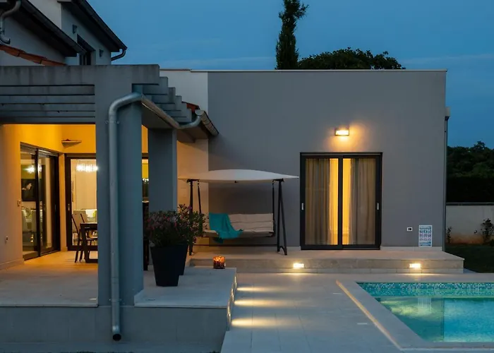 Beautiful Eva With Private Pool Near The *