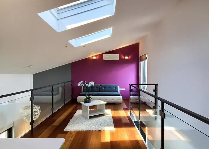 Beautiful Eva With Private Pool Near The Šišan