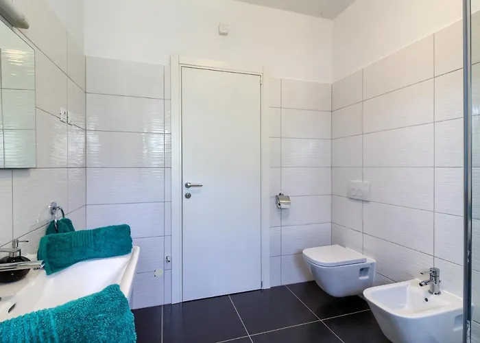 Beautiful Eva With Private Pool Near The * Šišan